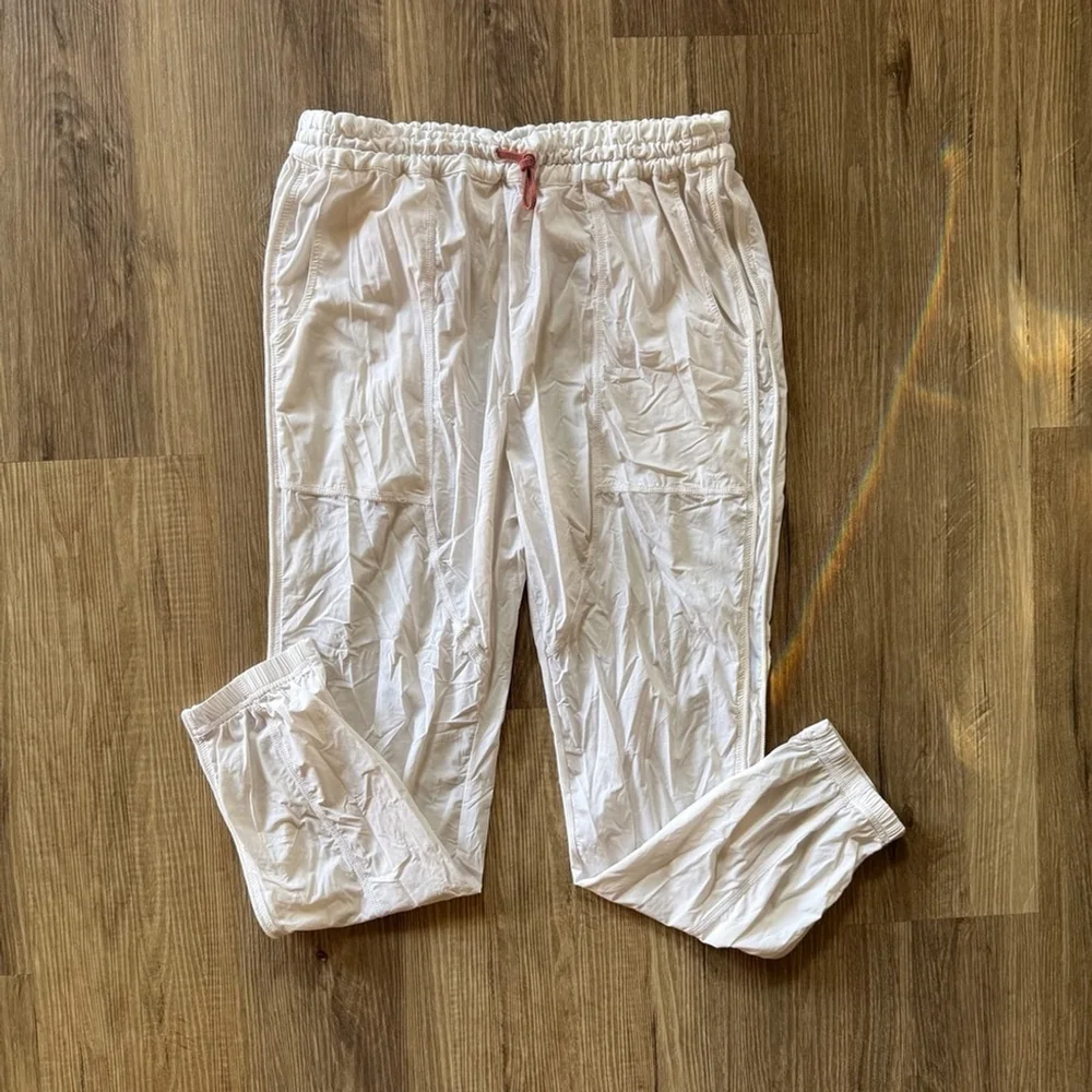 FP Movement by Free People White Joggers Size Small NWOT - Picture 2 of 4